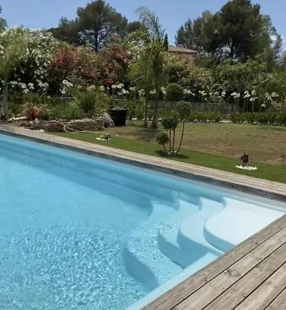 Elegante Avec Piscine روكبرون-سور-أرجينس